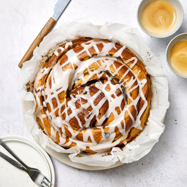 Gigantische Cinnamon Roll - Barcomi's & Cynthia Barcomi's Onlineshop