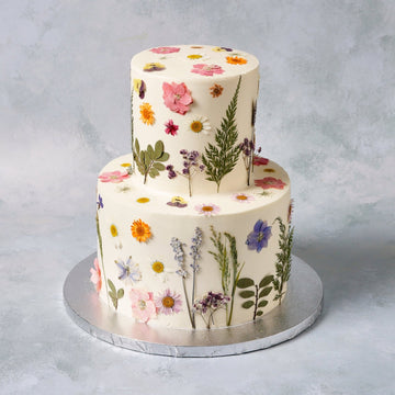 Hochzeitstorte mit Getrockneten Blumen - Barcomi's & Cynthia Barcomi's Onlineshop