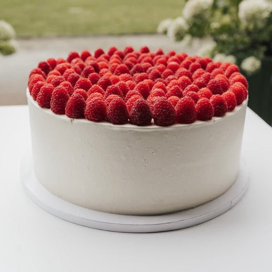 Hochzeitstorte mit Himbeeren | vegan möglich - Barcomi's & Cynthia Barcomi's Onlineshop