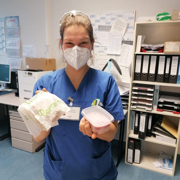 Krankenhaus Care Paket | 115 € inkl. Lieferung - Cynthia Barcomi's Onlineshop
